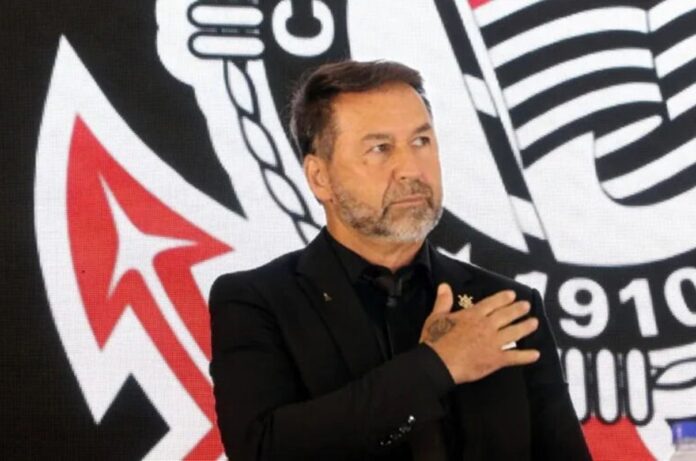 entenda-processo-que-pode-tirar-augusto-melo-do-comando-do-corinthians