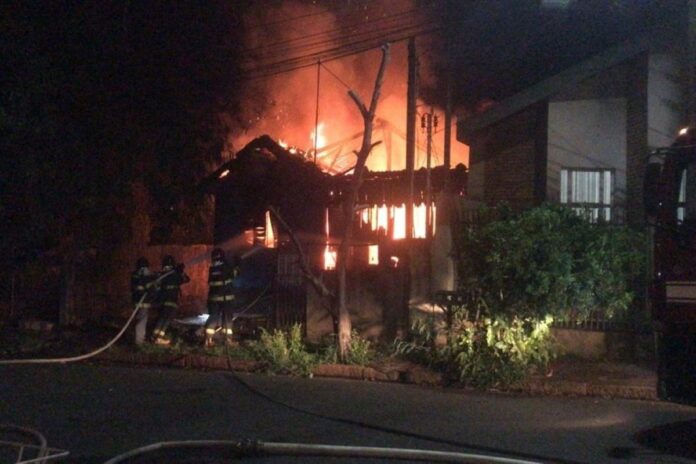 homem-e-preso-por-incendiar-casa-do-assassino-de-menino-em-assis