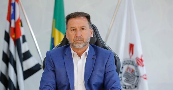 conselho-do-corinthians-adia-novamente-votacao-de-impeachment-de-augusto-melo