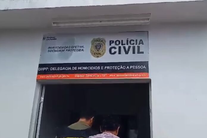 pb:-jovem-e-morto-a-tiros-dentro-de-casa-e-na-frente-da-familia