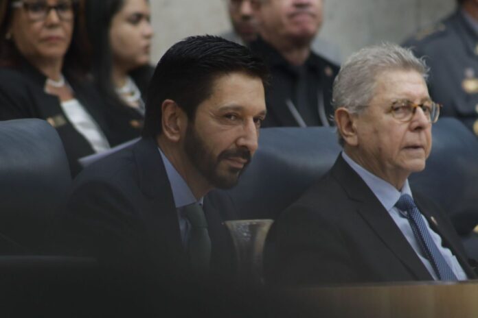 99:-nunes-multa-motociclistas-em-r$-7-mil-em-meio-a-guerra-juridica