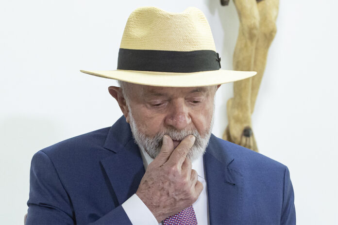 oposicao-pede-impeachment-de-lula-apos-tcu-bloquear-verba:-“pedalada”