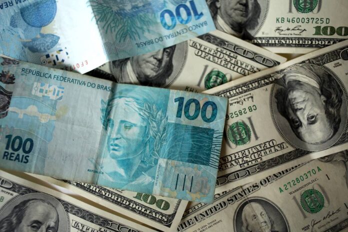 dolar-abaixo-de-r$-6.-o-que-aconteceu?-moeda-vai-continuar-caindo?