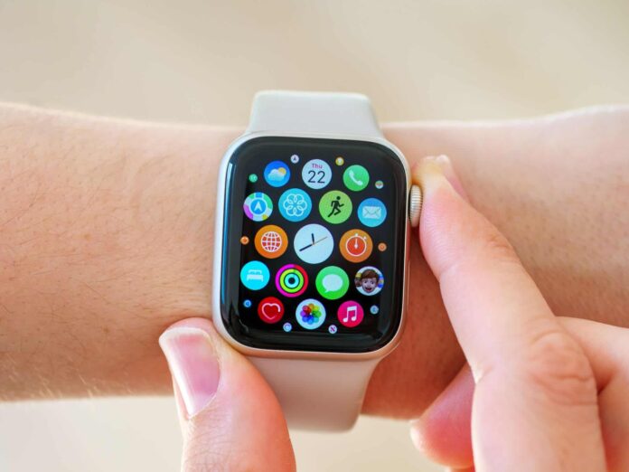apple-e-processada-por-uso-de-“substancias-quimicas-eternas”;-empresa-se-defende
