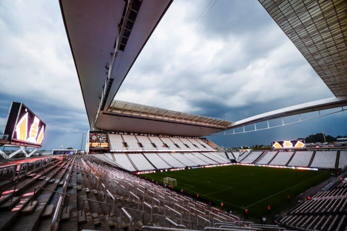organizada-do-corinthians-quita-30a-parcela-da-neo-quimica-arena