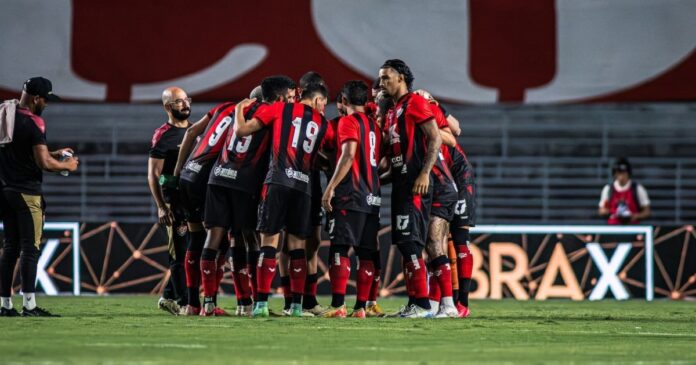 colo-colo-x-vitoria:-veja-provaveis-escalacoes,-horario-e-onde-assistir