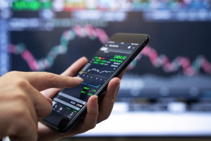 trump-provoca-terremoto-no-mundo-das-criptomoedas;-entenda-oscilacoes