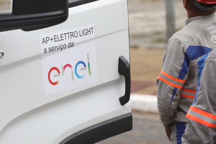 temporal-em-sp:-energia-foi-reestabelecida-para-94%-dos-clientes-atingidos,-diz-enel