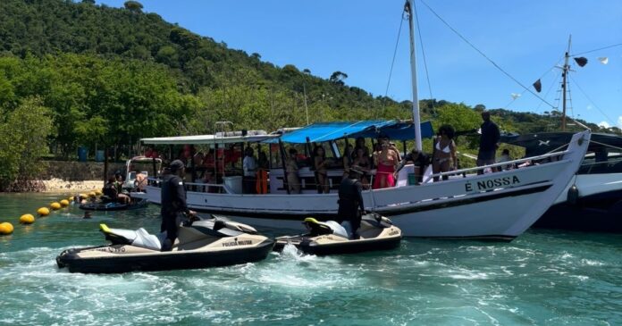 policia-militar-intensifica-acoes-de-patrulhamento-nautico-na-baia-de-todos-os-santos