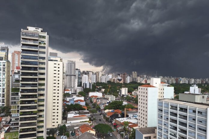 frente-fria-provoca-mais-temporais-ate-terca-em-todo-estado-de-sp