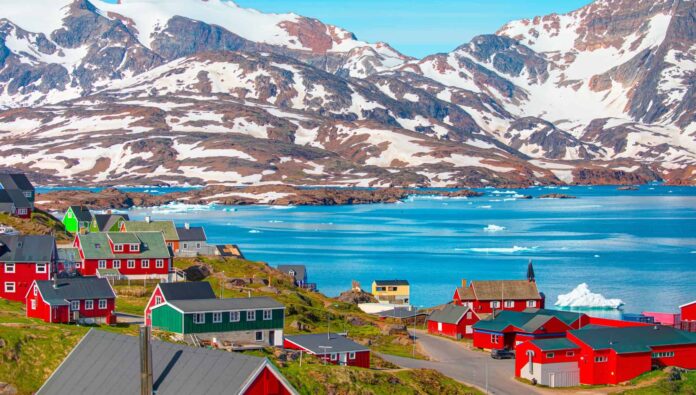 aquecimento-global-muda-paisagem-na-groenlandia-e-transforma-lagos-cristalinos-em-marrom