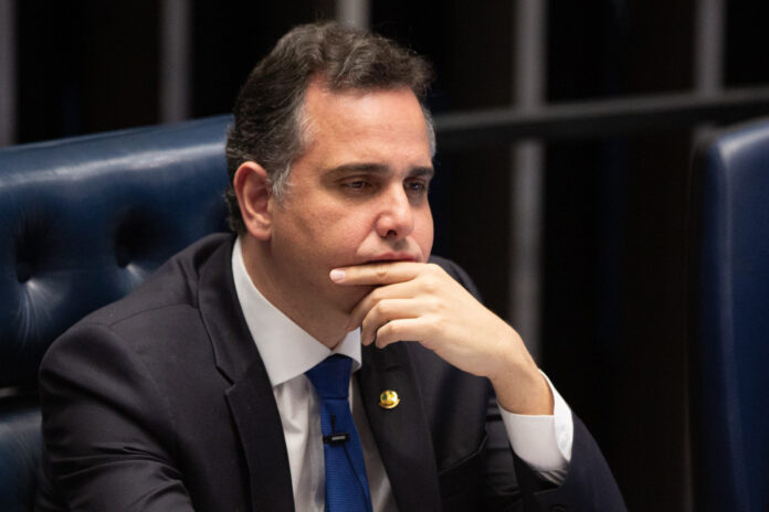 pacheco-critica-situacao-de-deportados-pelos-eua:-“degradante”