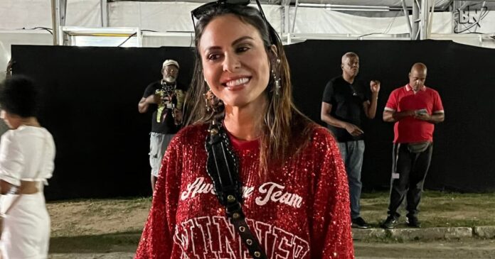alinne-fala-sobre-sua-nova-fase-e-a-musica-“acredite-no-seu-axe”-no-festival-de-verao-salvador