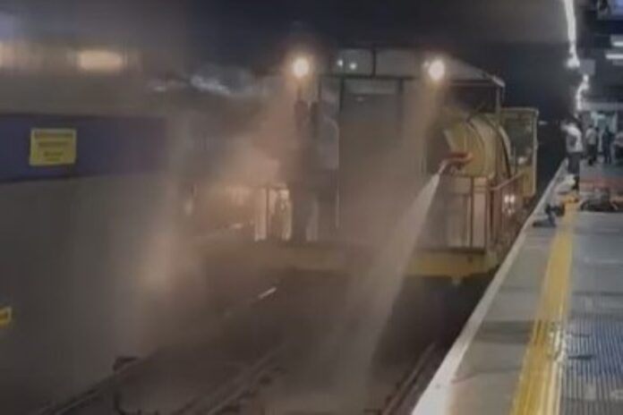 metro-faz-testes-e-estacoes-afetadas-pela-chuva-seguem-fechadas-em-sp