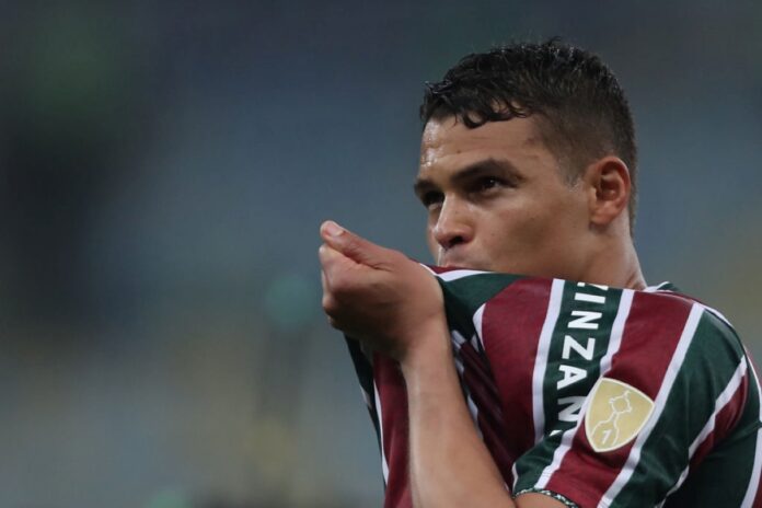thiago-silva-e-trunfo-do-fluminense-para-classico-contra-o-vasco-no-df