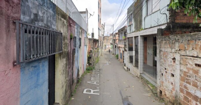 mulher-e-morta-com-mais-de-50-tiros-em-comunidade-no-bairro-do-cabula,-em-salvador