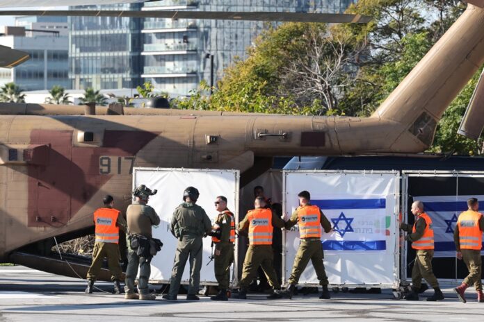 oito-refens-sao-encontrados-mortos-em-meio-a-negociacoes-de-cessar-fogo,-diz-israel