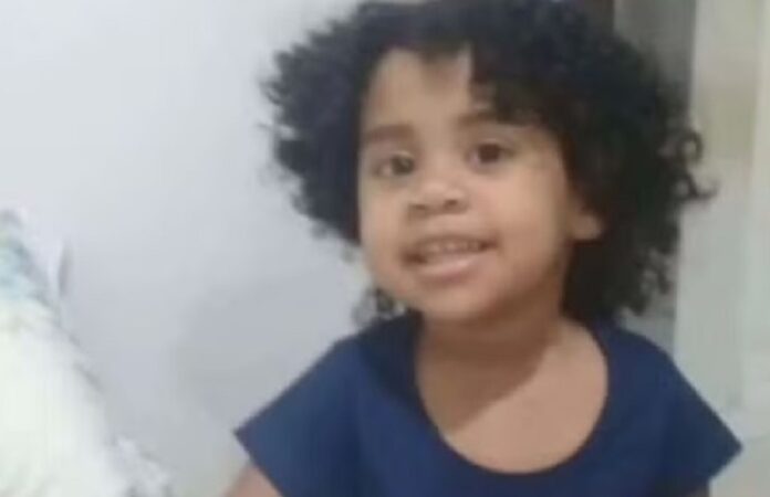 acidente:-menina-de-3-anos-morre-engasgada-com-pao-e-mingau
