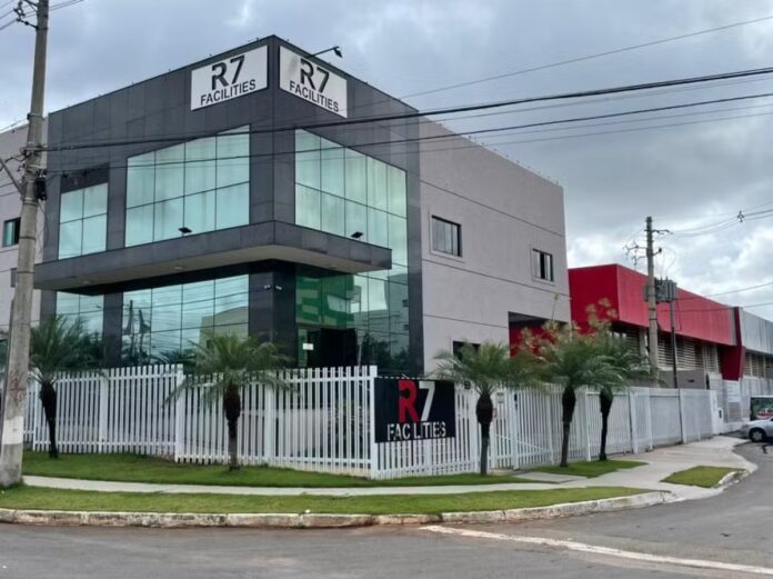 mpt-investigara-demissoes-apos-protestos-contra-atraso-de-salario