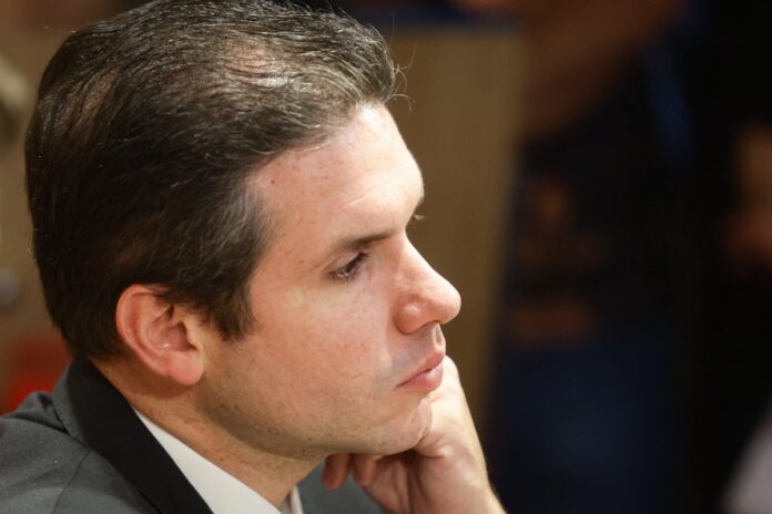 prestes-a-comandar-a-camara,-motta-quer-evitar-algumas-pautas.-entenda