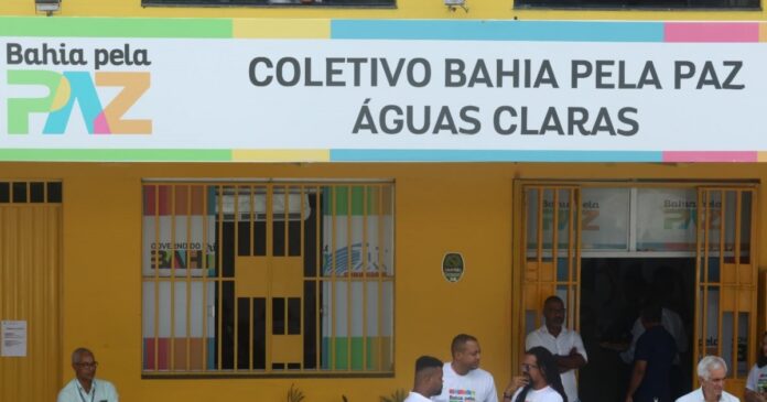 governo-do-estado-inaugura-primeiro-‘coletivo-bahia-pela-paz’-em-aguas-claras