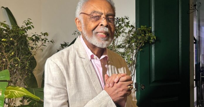 gilberto-gil-reflete-trajetoria-e-agradece-a-homenagem-na-“noite-de-aclamacao”