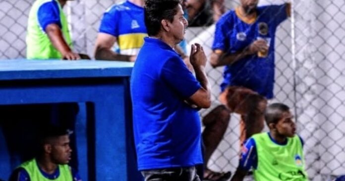 jacobina-anuncia-demissao-do-tecnico-laecio-aquino-apos-derrota-para-o-vitoria
