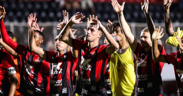 contra-o-bahia,-vitoria-defende-sequencia-de-quase-tres-meses-sem-perder