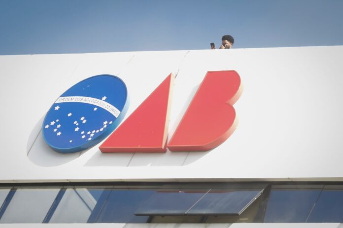 beto-simonetti-e-reeleito-presidente-nacional-da-oab