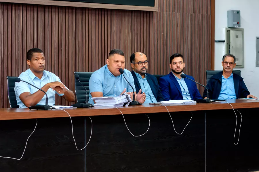 Presidente faz graves denúncias sobre como recebeu a Câmara de Teixeira de Freitas 5 Denuncias sobre como o atual presidente recebeu a Camara de Vereadores de Teixeira de Freitas 1