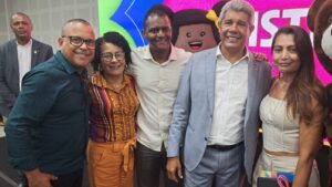 Zico de Baiato conquista mais um onibus escolar para o municipio de Alcobaca 2