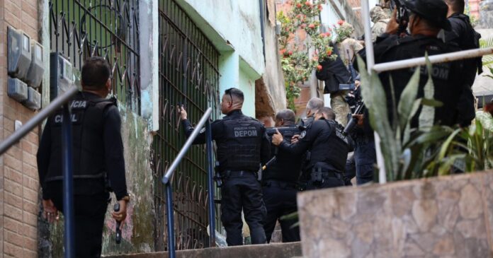 operacao-policial-prende-suspeitos-e-apreende-armas-e-drogas-no-nordeste-de-amaralina