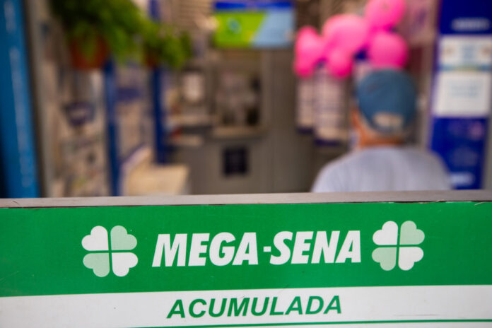 loterias:-mega-sena-sorteia-r$-10-milhoes;-confira-as-dezenas