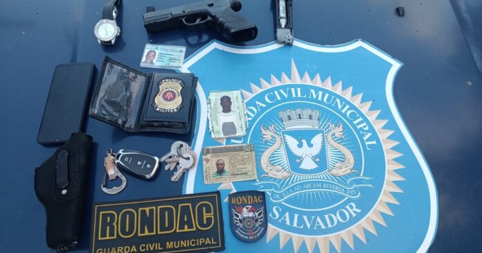 homem-e-detido-na-arena-fonte-nova-com-simulacro-de-arma-e-documento-falso-da-pm