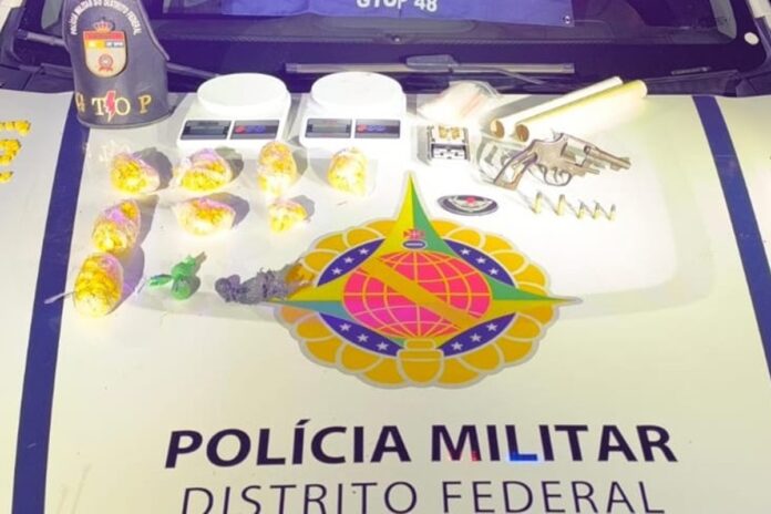 homem-e-preso-em-flagrante-com-872-comprimidos-de-ecstasy-no-df