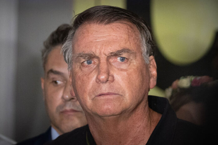 bolsonaro-aponta-traicoes-na-camara;-eduardo-discute-com-van-hattem