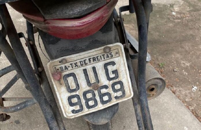 motocicleta-de-distribuidora-e-furtada-no-bairro-bela-vista-em-teixeira-de-freitas