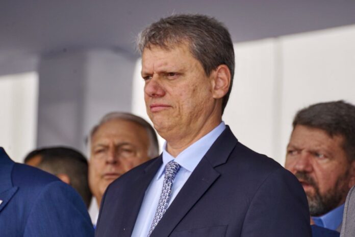 quaest:-na-corrida-presidencial,-tarcisio-ainda-e-desconhecido-por-45%