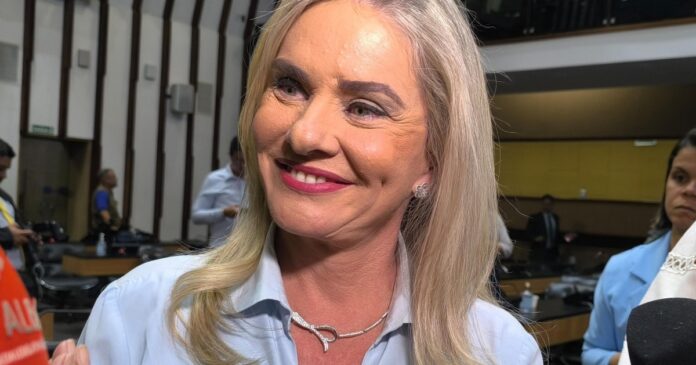 ivana-bastos-comemora-vitoria-a-vice-e-mira-1°-eleicao-feminina-a-presidencia-da-al-ba