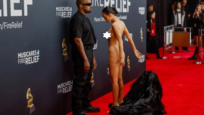 kanye-west-perde-contrato-de-20-milhoes-por-causa-de-nudez-no-grammy