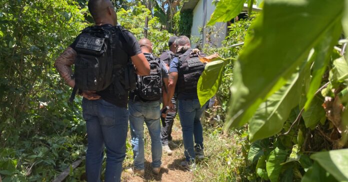 policia-civil-localiza-10-kg-de-drogas-em-casa-abandonada-no-bairro-de-sussuarana