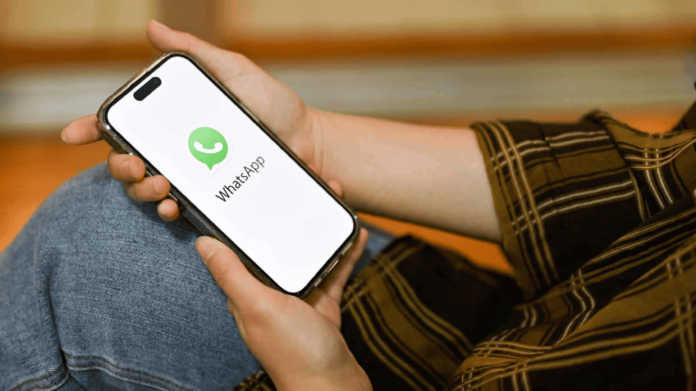 como-fazer-figurinha-no-whatsapp-com-a-camera?-saiba-usar-recurso