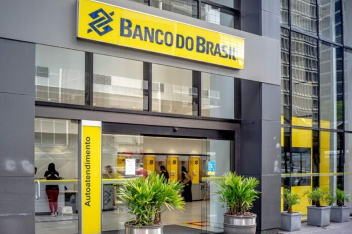 bando-que-furtou-r$-70-mil-de-banco-morava-em-casa-vizinha-a-agencia
