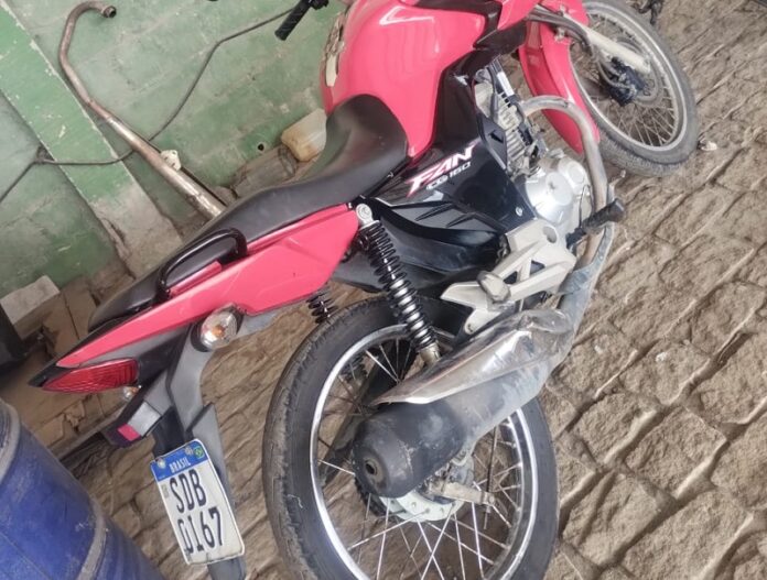 assalto-a-motocicleta:-vitima-pede-ajuda-para-recuperar-veiculo-em-teixeira-de-freitas