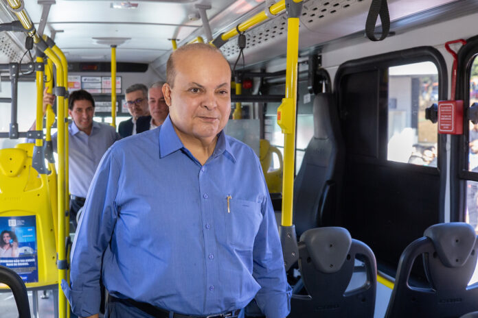 exclusivo:-ibaneis-determina-onibus-e-metro-de-graca-aos-domingos-e-feriados