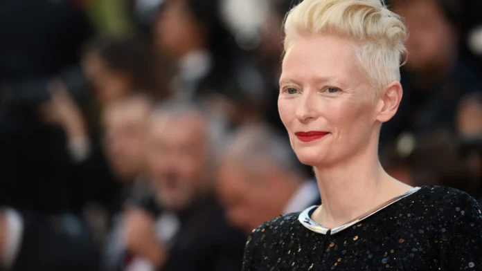 tilda-swinton-diz-no-festival-de-berlim-que-mundo-e-assolado-por-genocidios