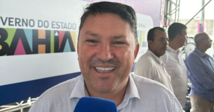 ex-prefeito-de-milagres-confirma-retorno-a-base-do-governo,-apos-encontro-com-jeronimo
