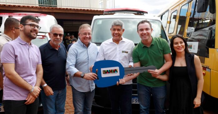 jeronimo-une-principais-grupos-politicos-de-brumado-em-dia-de-entregas-e-anuncios