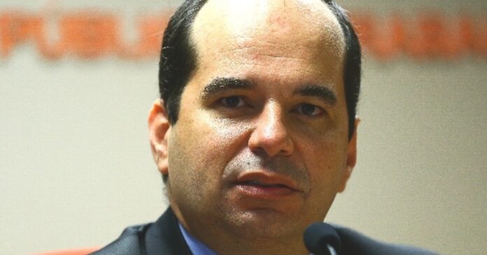 ministro-baiano-toma-posse-como-membro-do-instituto-dos-advogados-do-brasil