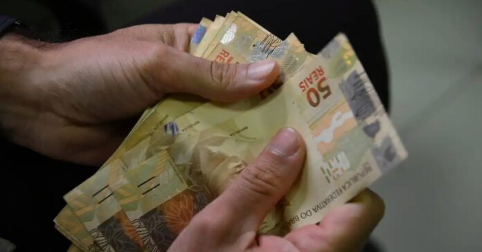 salario-medio-do-trabalhador-baiano-e-3°-pior-do-brasil,-afirma-ibge